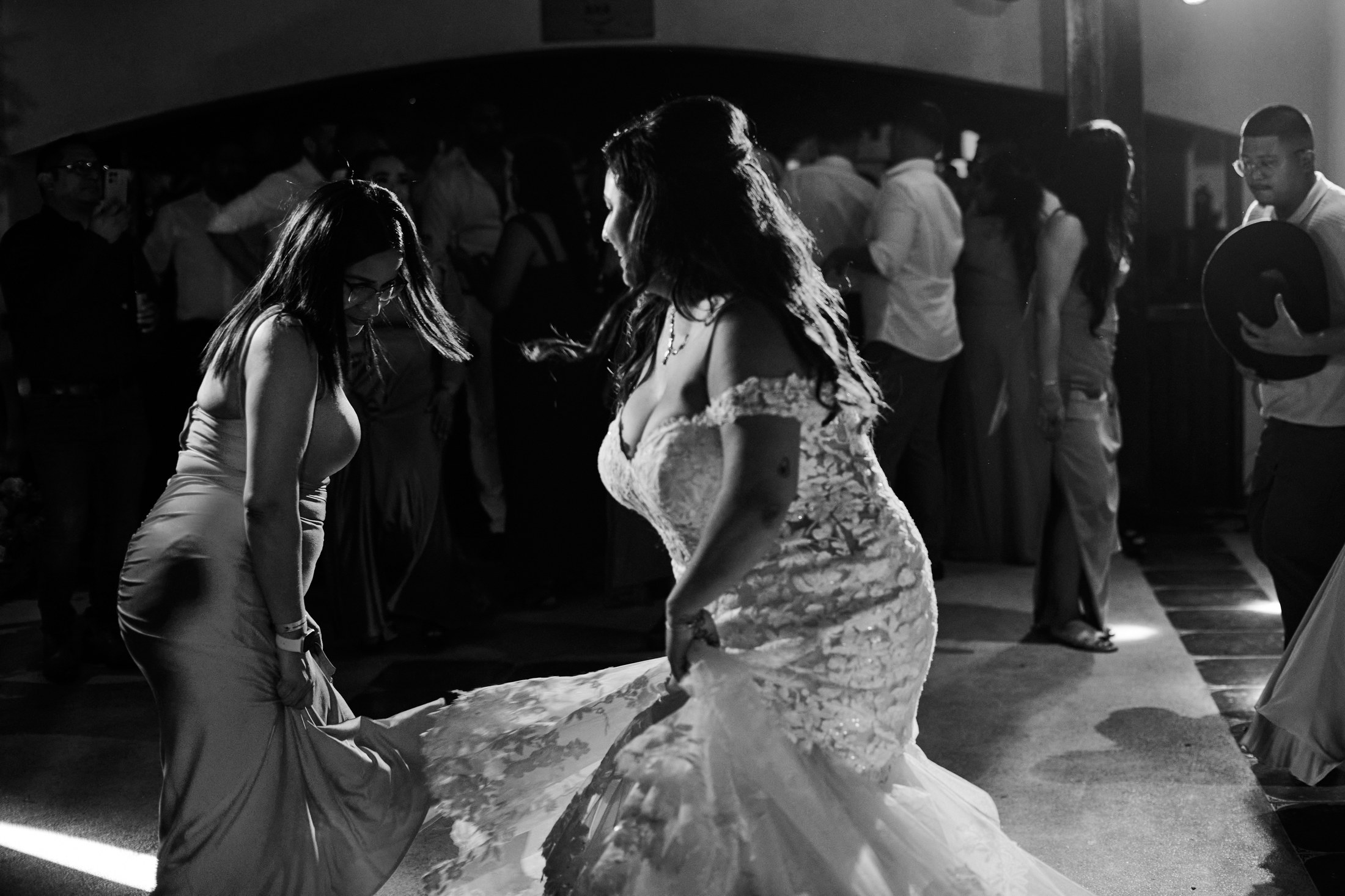 Boda india y mexicana en la destilería de agave Finca 18, Las Juntas, Puerto Vallarta — Raj & Jocelyn — photo 99