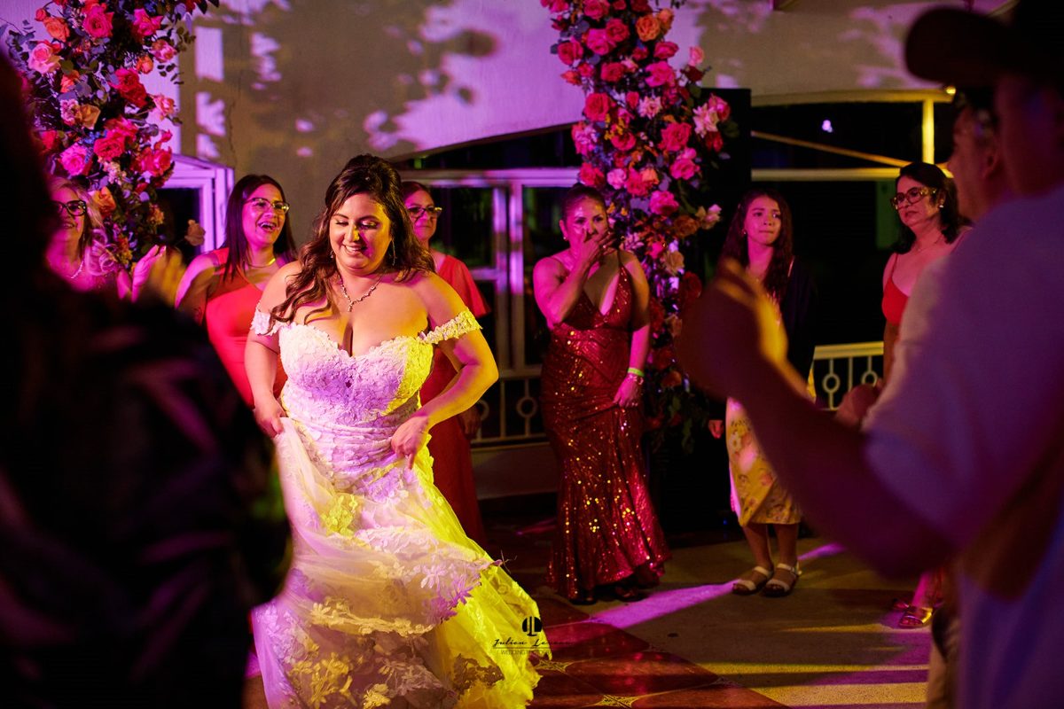 Boda en la destilería de agave Finca 18, Las Juntas, Puerto Vallarta — Raj & Jocelyn — photo 41