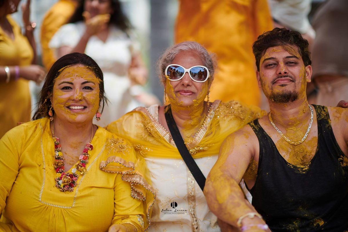 Ceremonia de haldi en la playa en Puerto Vallarta — Raj & Jocelyn — photo 19