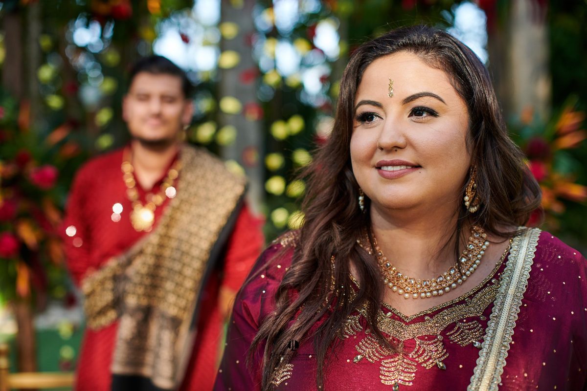 Mehndi punyabí y noche de jaggo en un jardín de Puerto Vallarta — Raj & Jocelyn — photo 9