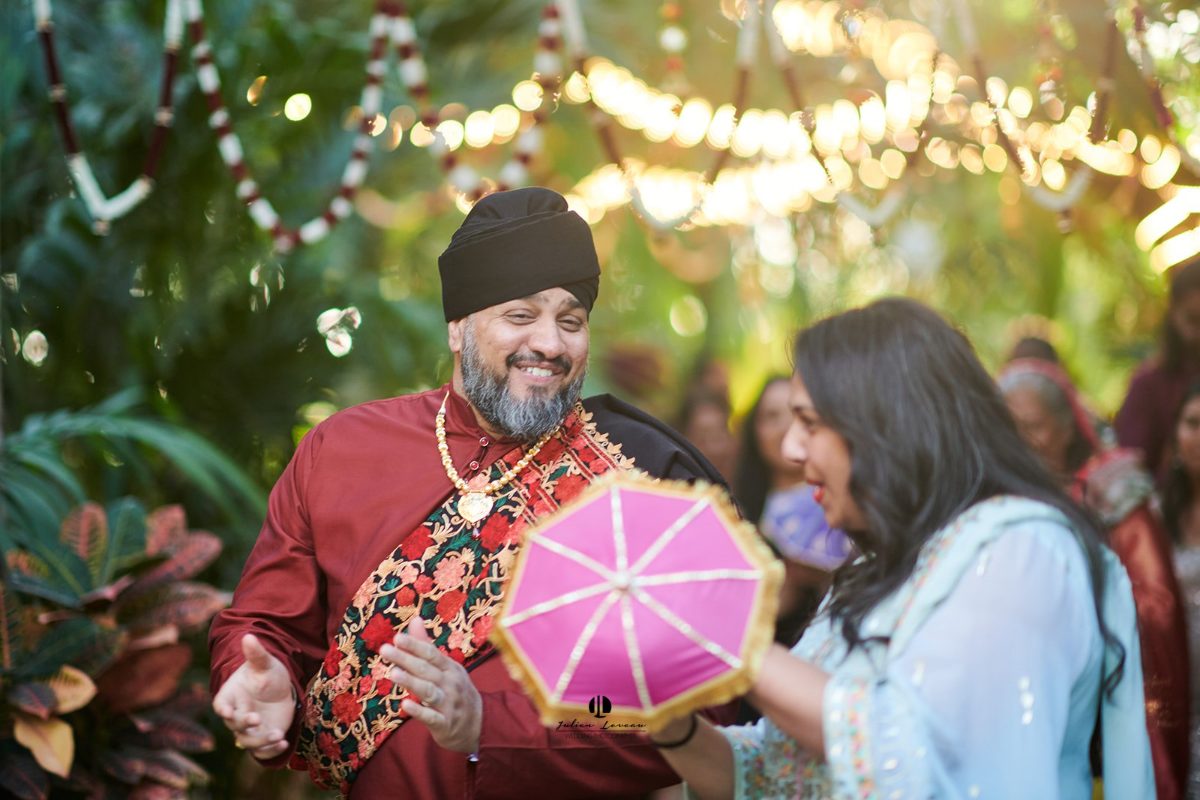 Mehndi y noche de jaggo, boda punyabí en Puerto Vallarta — Julien Leveau