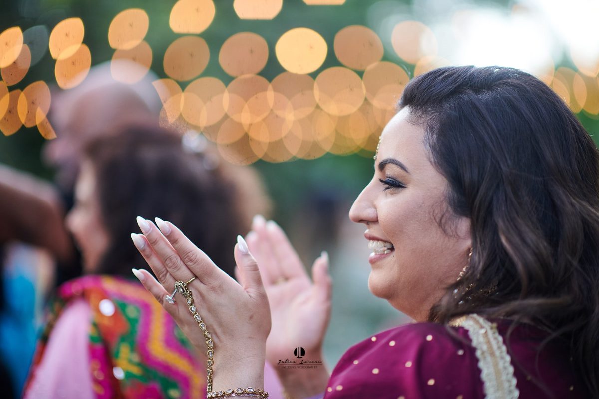 Mehndi punyabí y noche de jaggo en un jardín de Puerto Vallarta — Raj & Jocelyn — photo 33