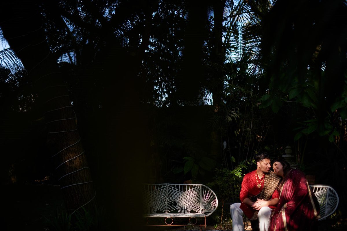 Raj and Jocelyn during the jaggo night, Puerto Vallarta — Julien Leveau