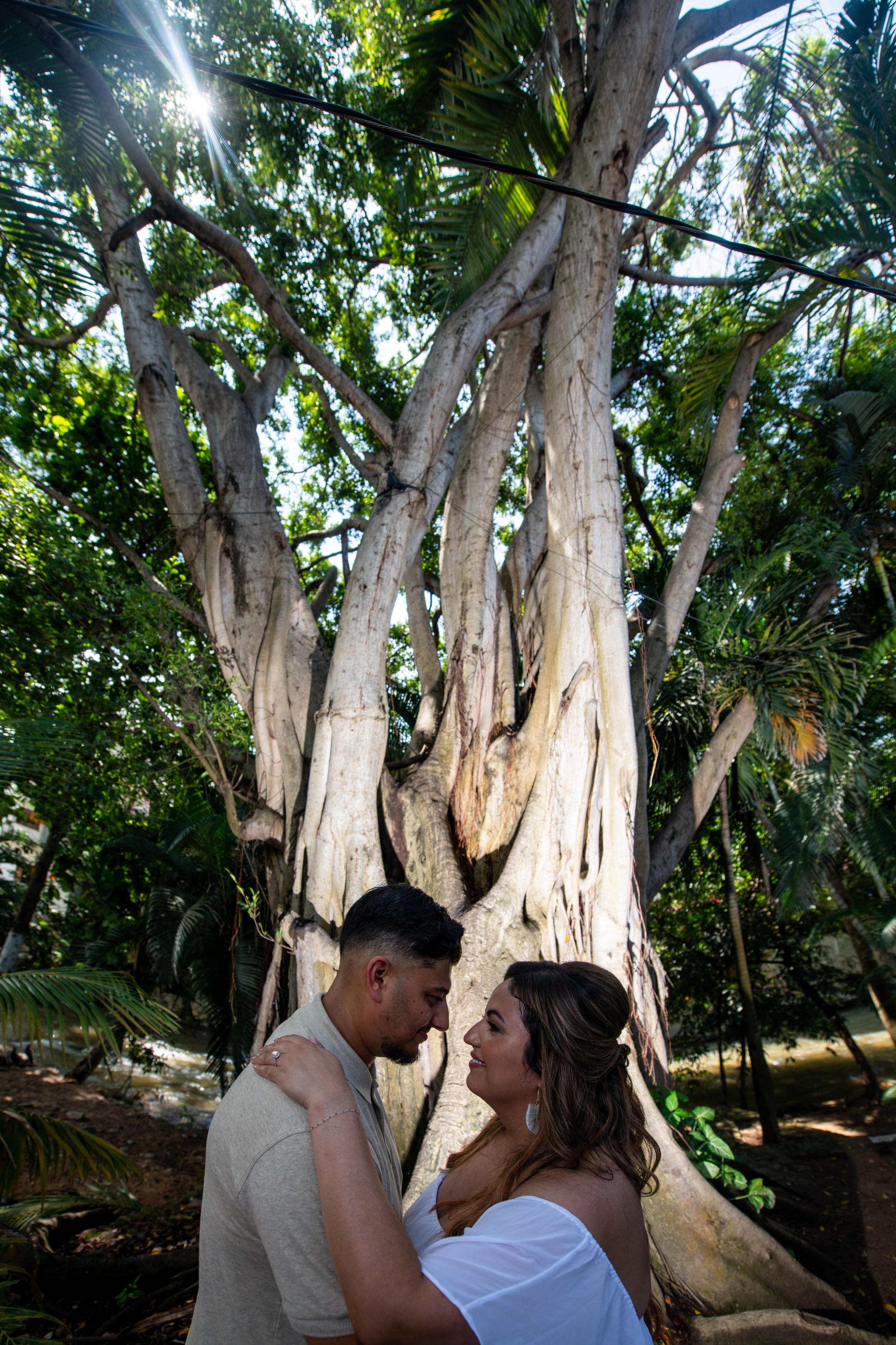 Sesión save-the-date en el centro de Puerto Vallarta — Raj & Jocy — foto 39
