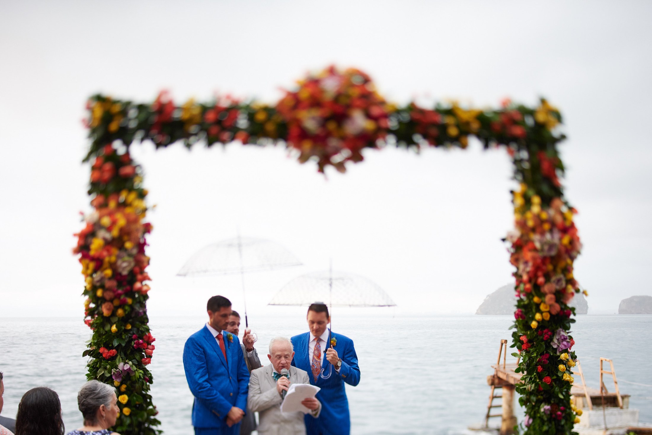 Mariage en saison des pluies, Puerto Vallarta — Rich & Rigo — photo 54