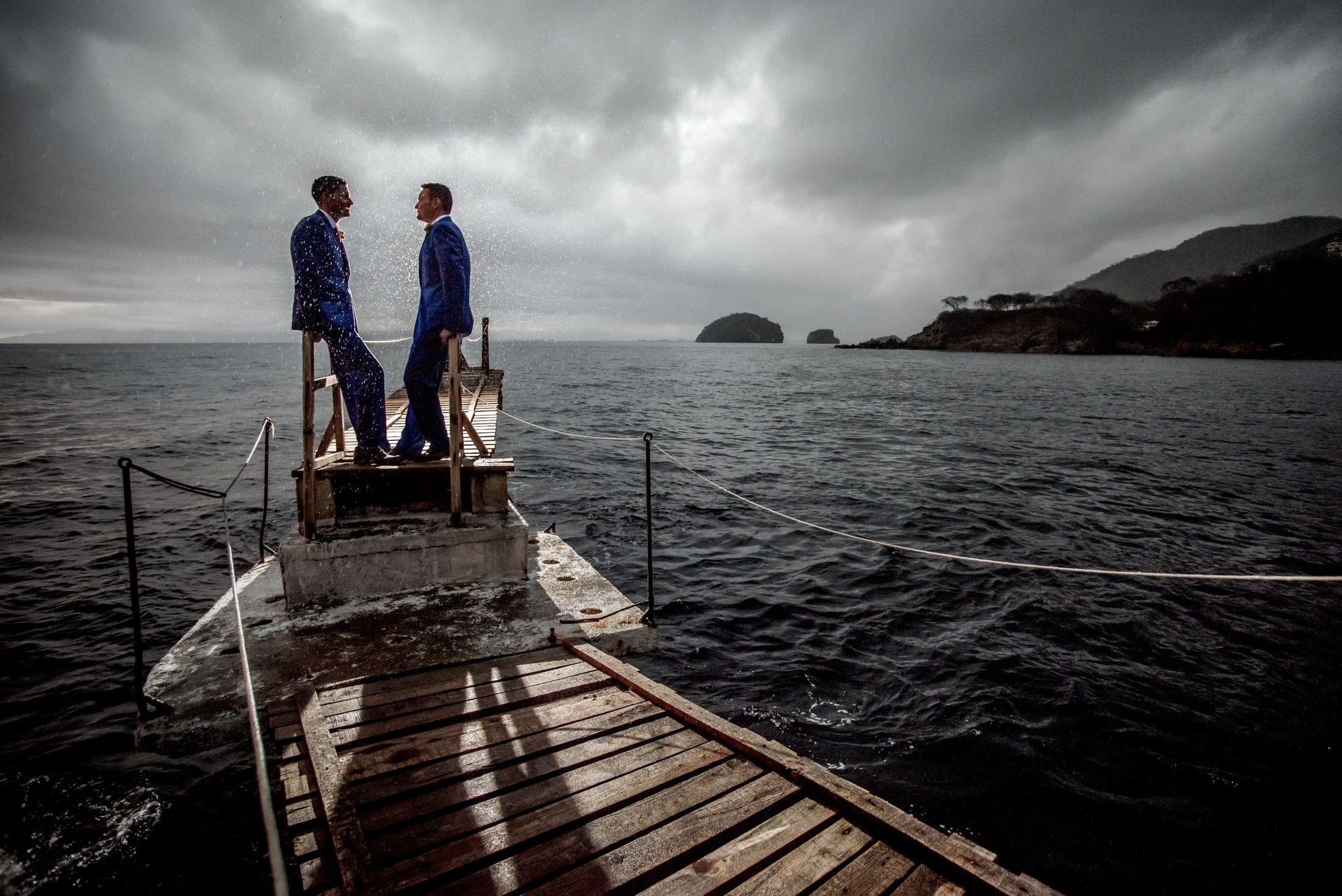Mariage en saison des pluies, Puerto Vallarta — Rich & Rigo — photo 70