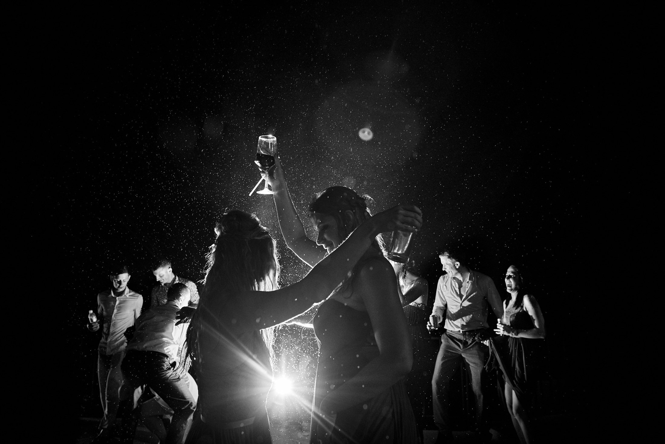 Mariage en saison des pluies, Puerto Vallarta — Rich & Rigo — photo 97
