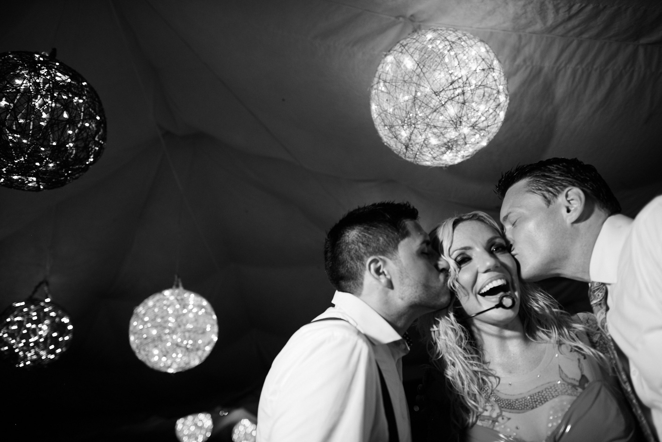 Mariage en saison des pluies, Puerto Vallarta — Rich & Rigo — photo 106
