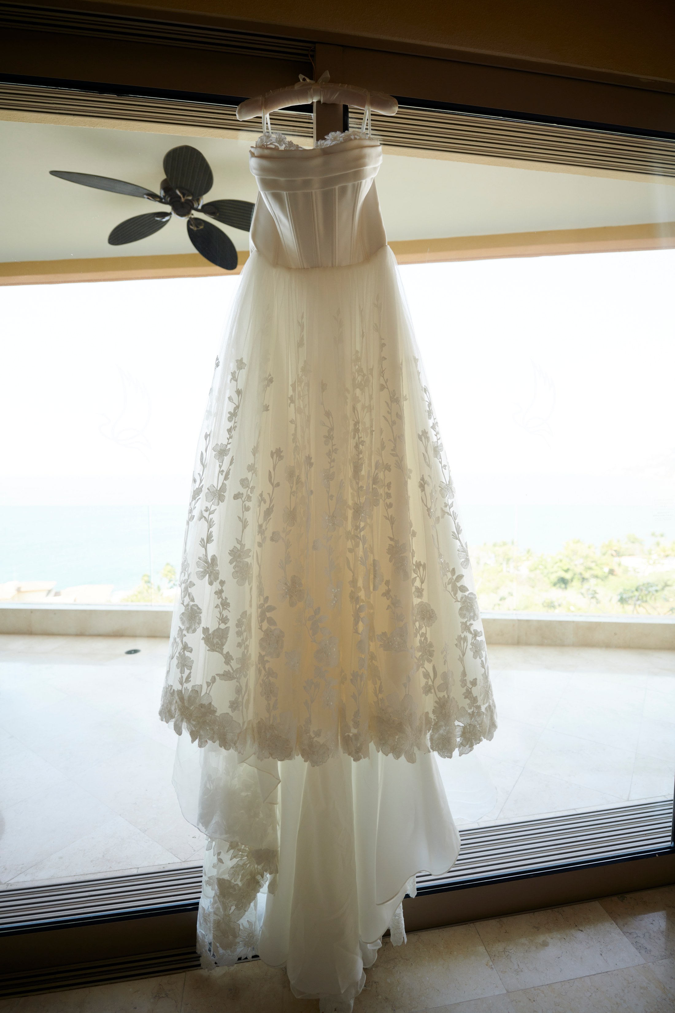 Decoración de boda en el Hotel Mousai, Puerto Vallarta — Sean & Dani — foto 12
