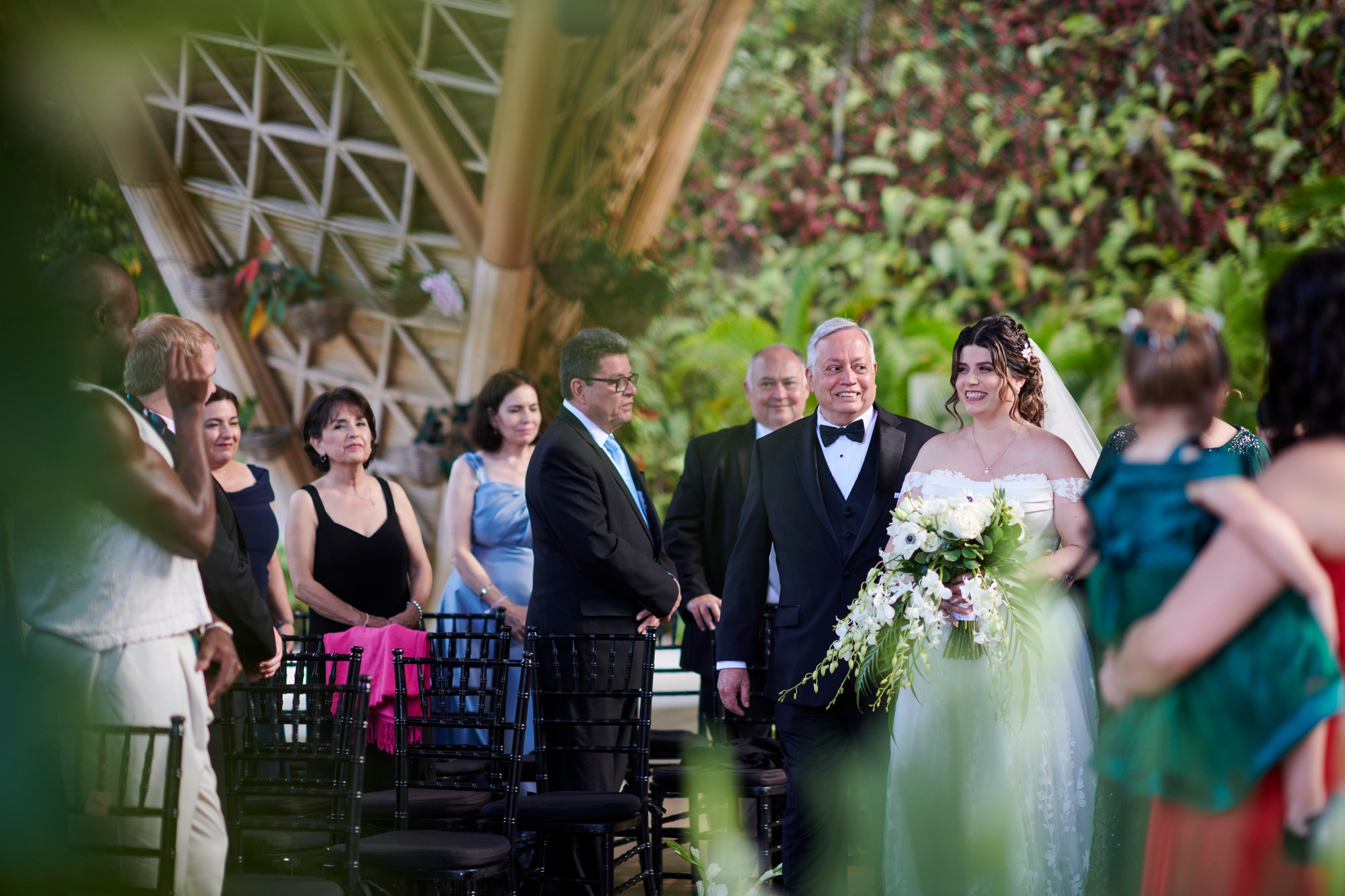 Preparativos antes de una boda en el Hotel Mousai, Puerto Vallarta — Sean & Dani — foto 7