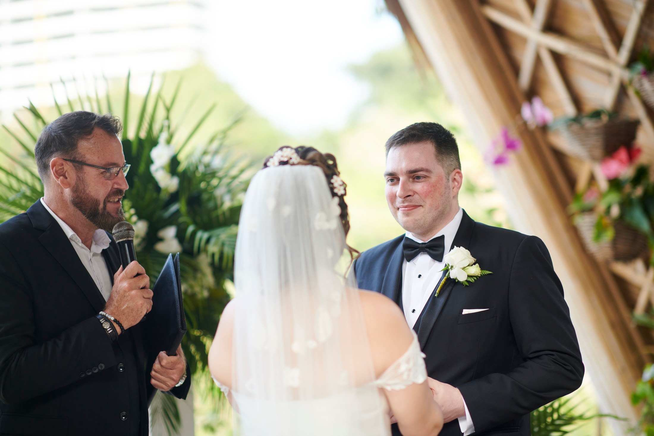 Preparativos antes de una boda en el Hotel Mousai, Puerto Vallarta — Sean & Dani — foto 13