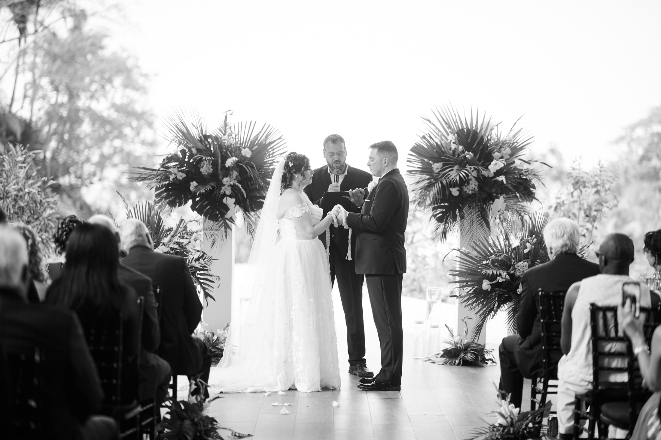 Ceremonia de boda en la terraza del Hotel Mousai, Puerto Vallarta — Sean & Dani — foto 2