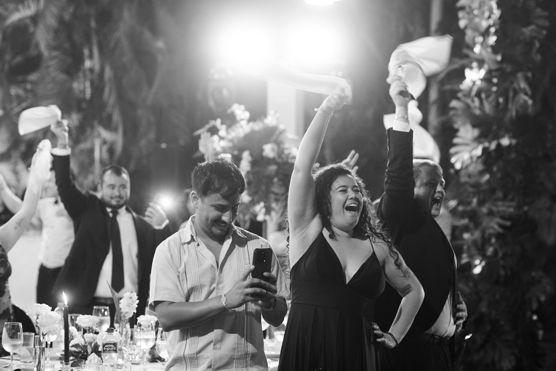 Ceremonia de boda en la terraza del Hotel Mousai, Puerto Vallarta — Sean & Dani — foto 32