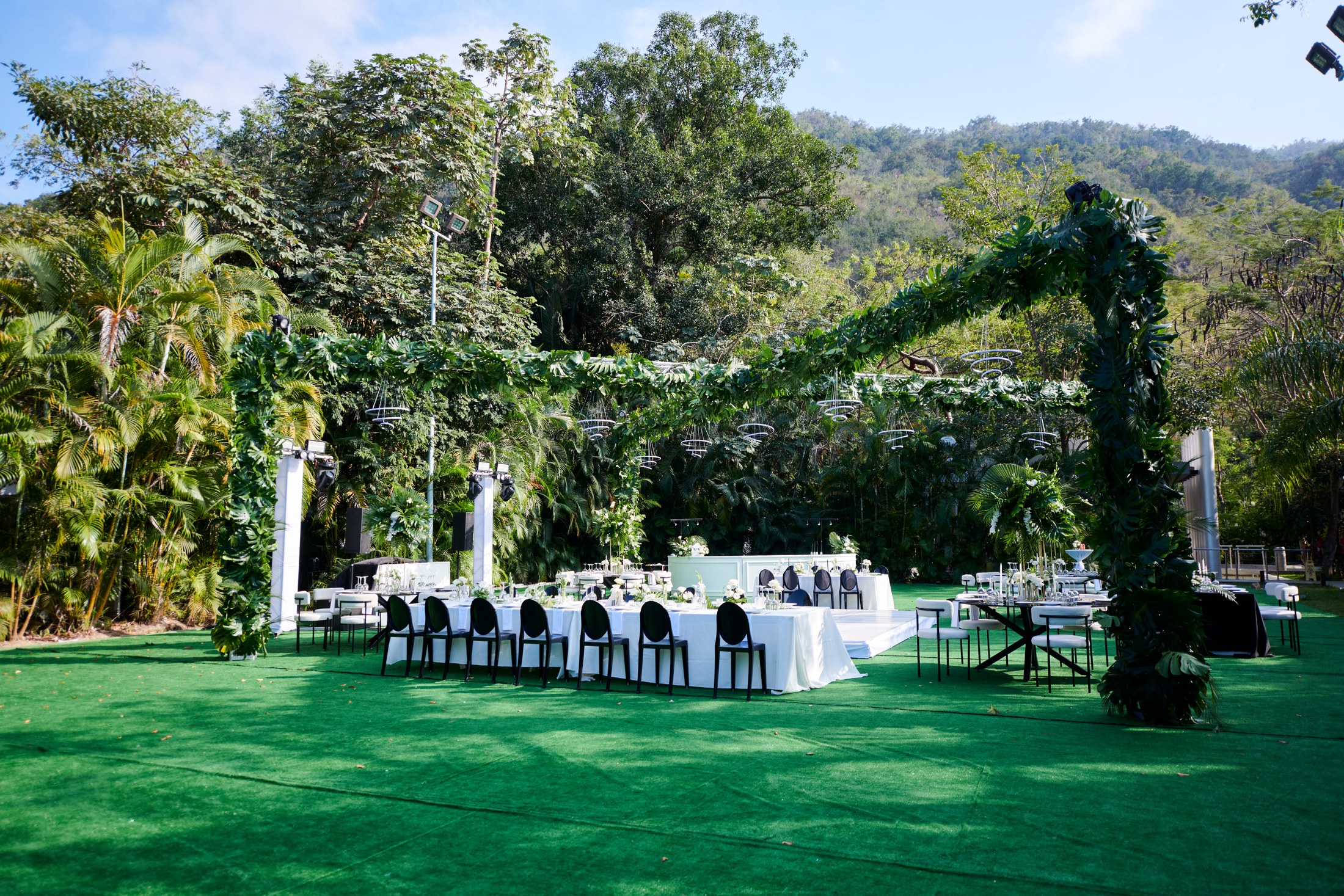 Fiesta de boda en el Hotel Mousai, Puerto Vallarta — Sean & Dani — foto 36