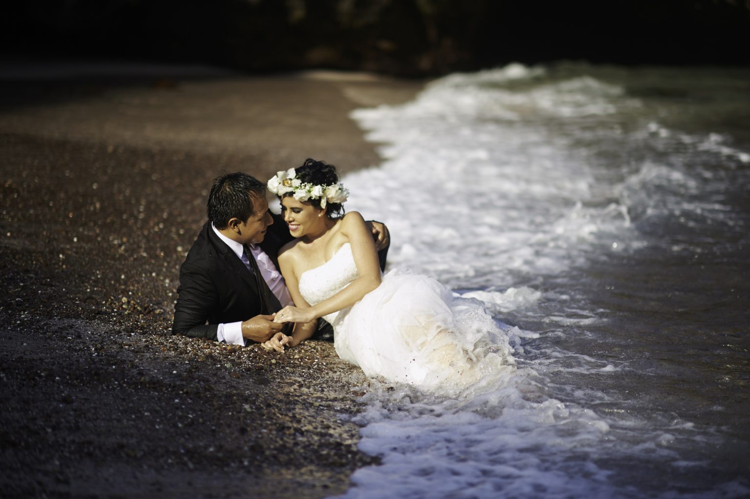 Cyn & Gus — Trash the Dress en Puerto Vallarta