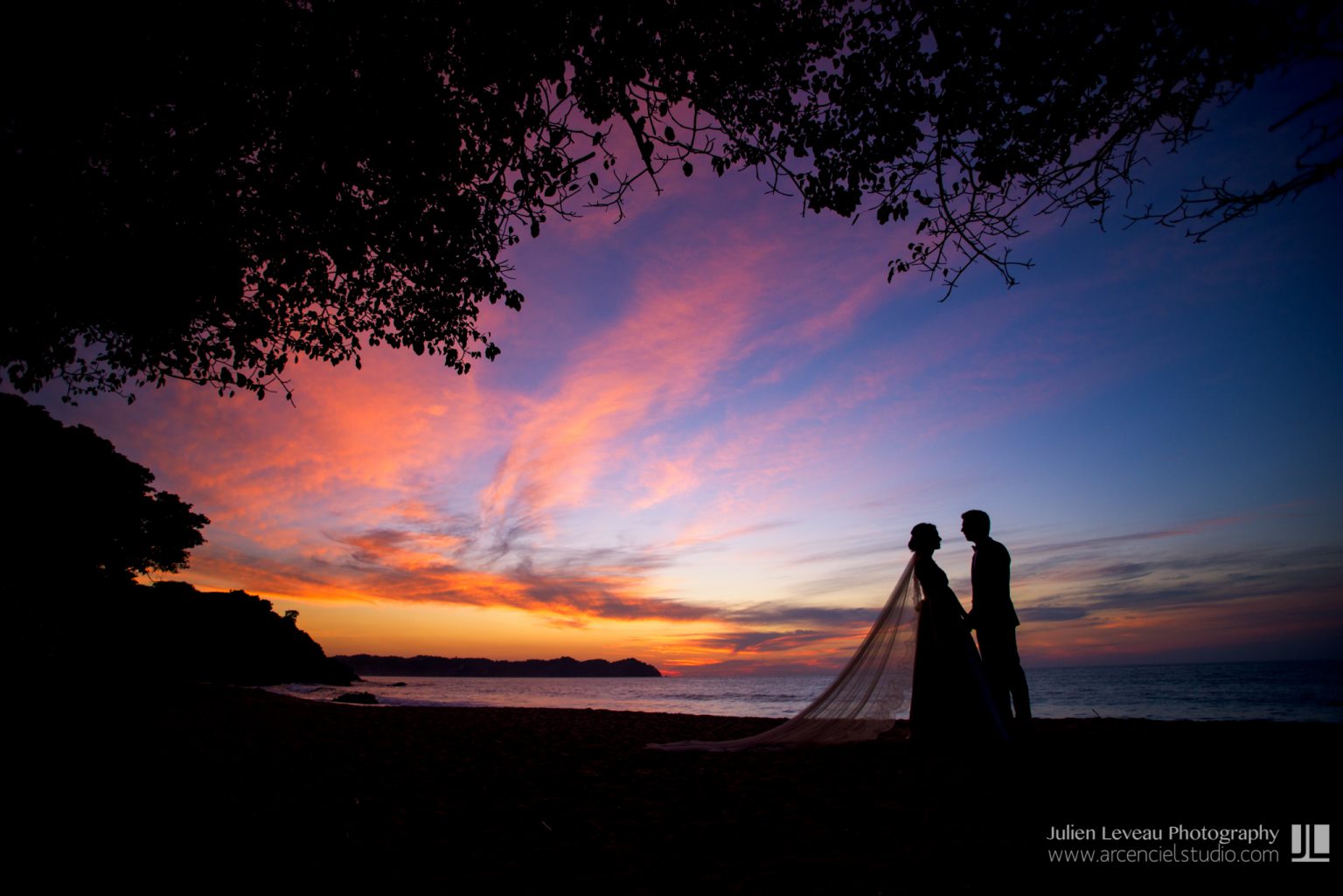 Sesión de Trash the Dress en Puerto Vallarta