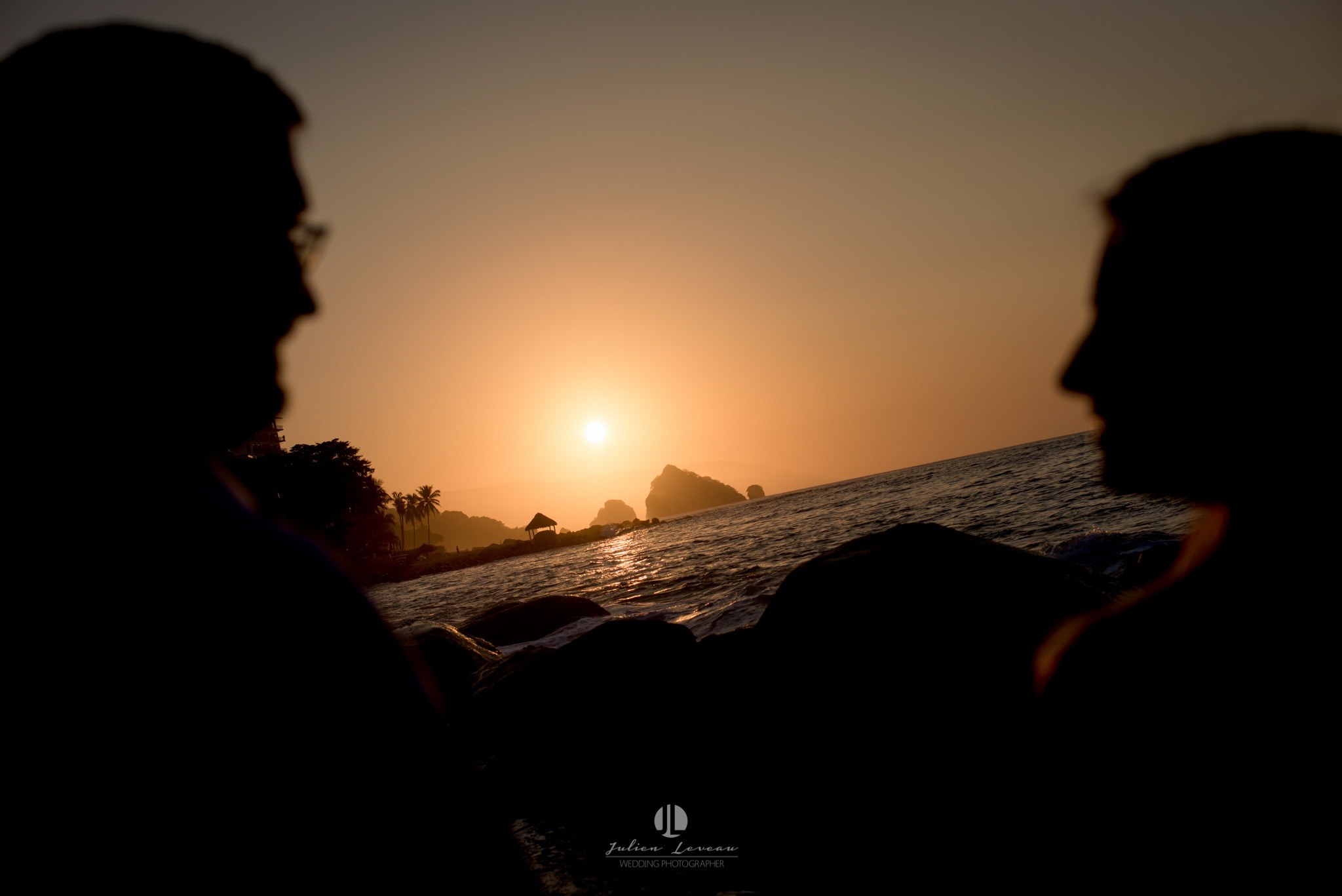 Rachel & Casey — Sesión de compromiso en Puerto Vallarta